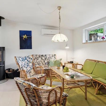 Pet Friendly In With Wifi Glesborg