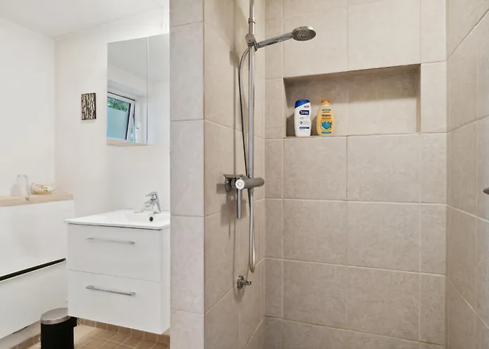 Pet Friendly In With Wifi 度假居 Glesborg